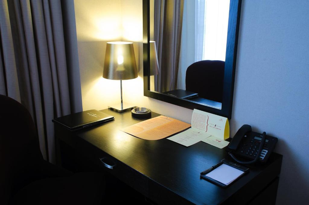 Jelsomino Boutique Hotel Αστάνα Δωμάτιο φωτογραφία